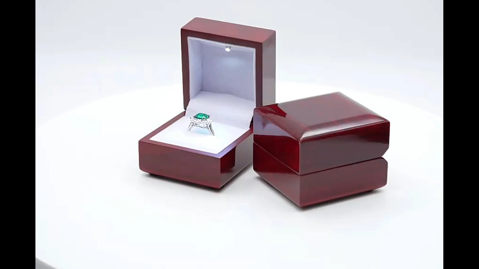 Creative solid wood LED light jewelry box ring earrings pendant jewelry gift packaging box 1