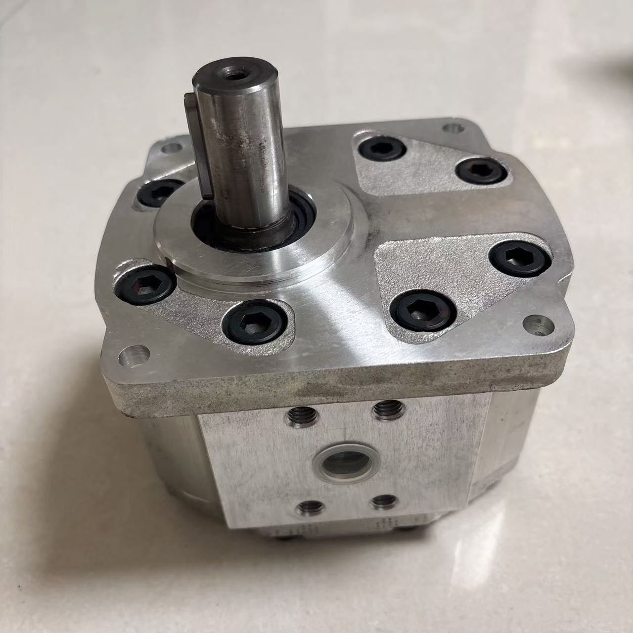 SHIMADZU Gear Pumps SD1B1016L540 M206KXAL M325KXA STY-36363.5R411 KRP4-30-23CKNDDN KRP4-25AVQ 1