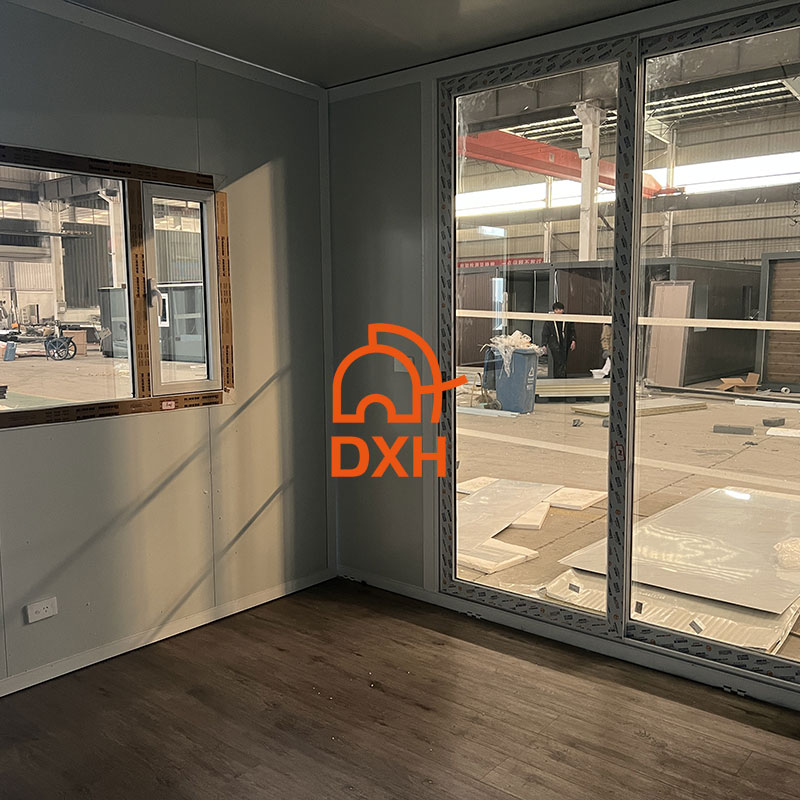 30ft Expandable Prefab Container Home | DXH Container