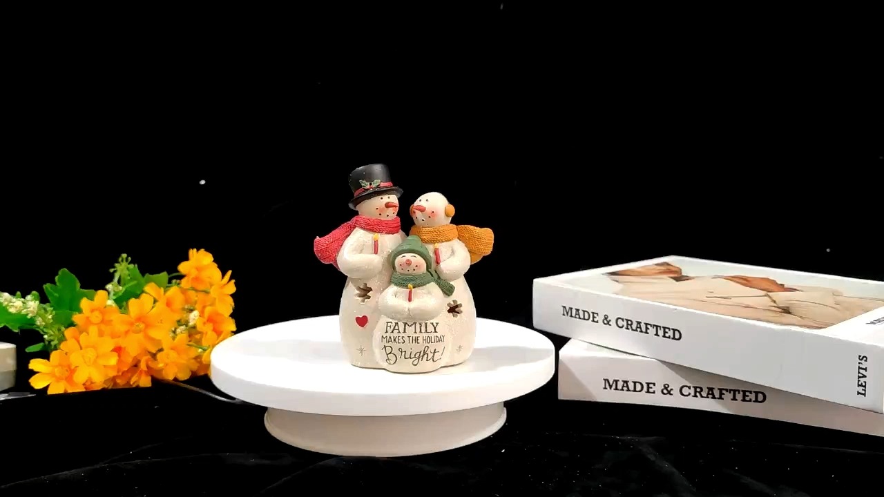 Exquisita figurita de muñeco de resina hecha a mano perfecta para la decoración y regalos del hogar de Navidad