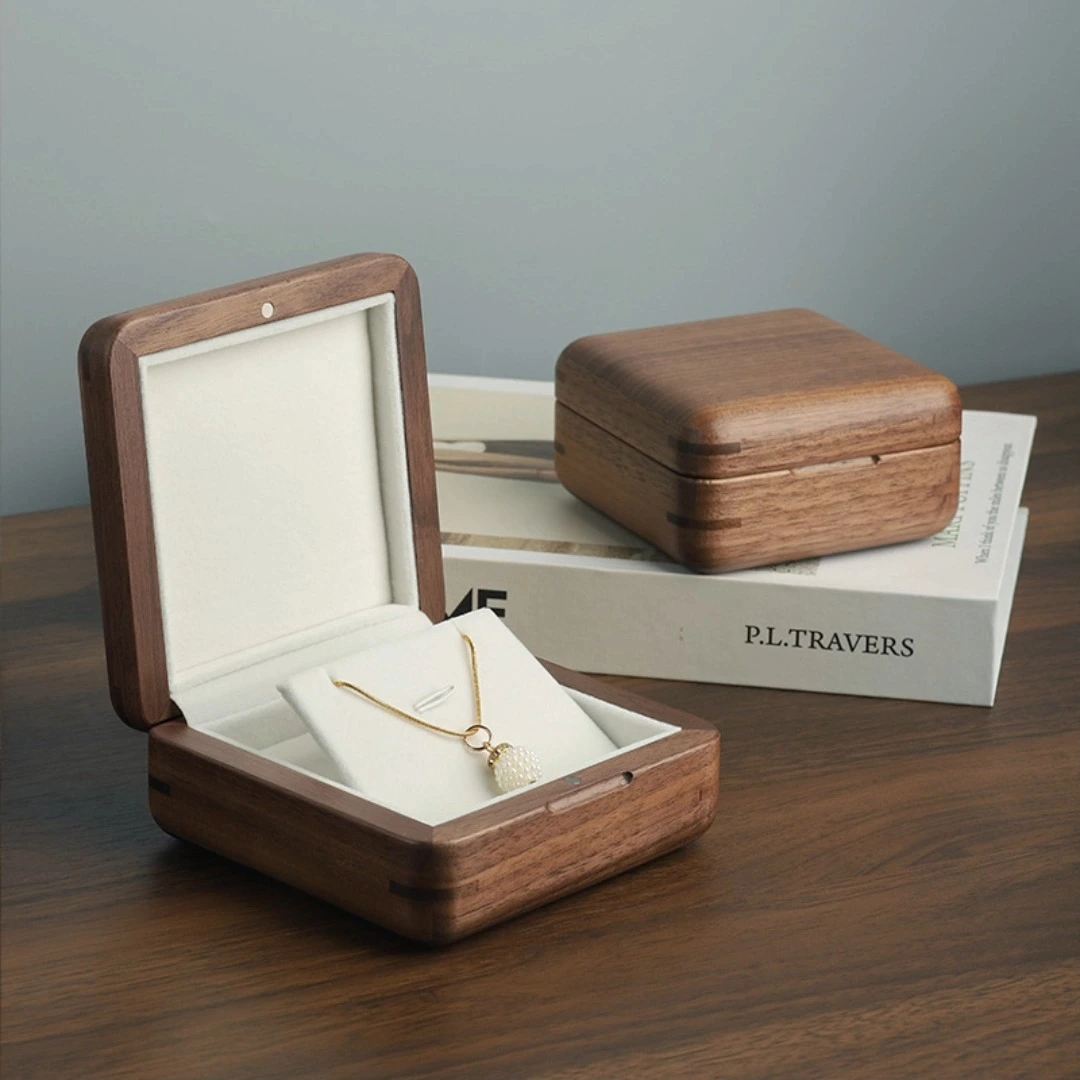 Black walnut solid wood jewelry box high-grade pendant bracelet ring high-end velvet solid wood jewelry gift box 1