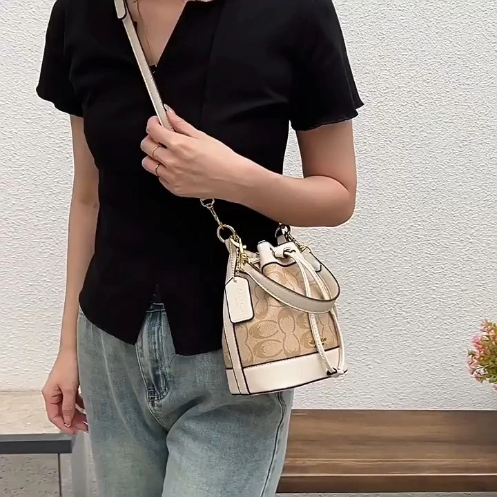 حقيبة Crossbody المطبوعة المألو 1