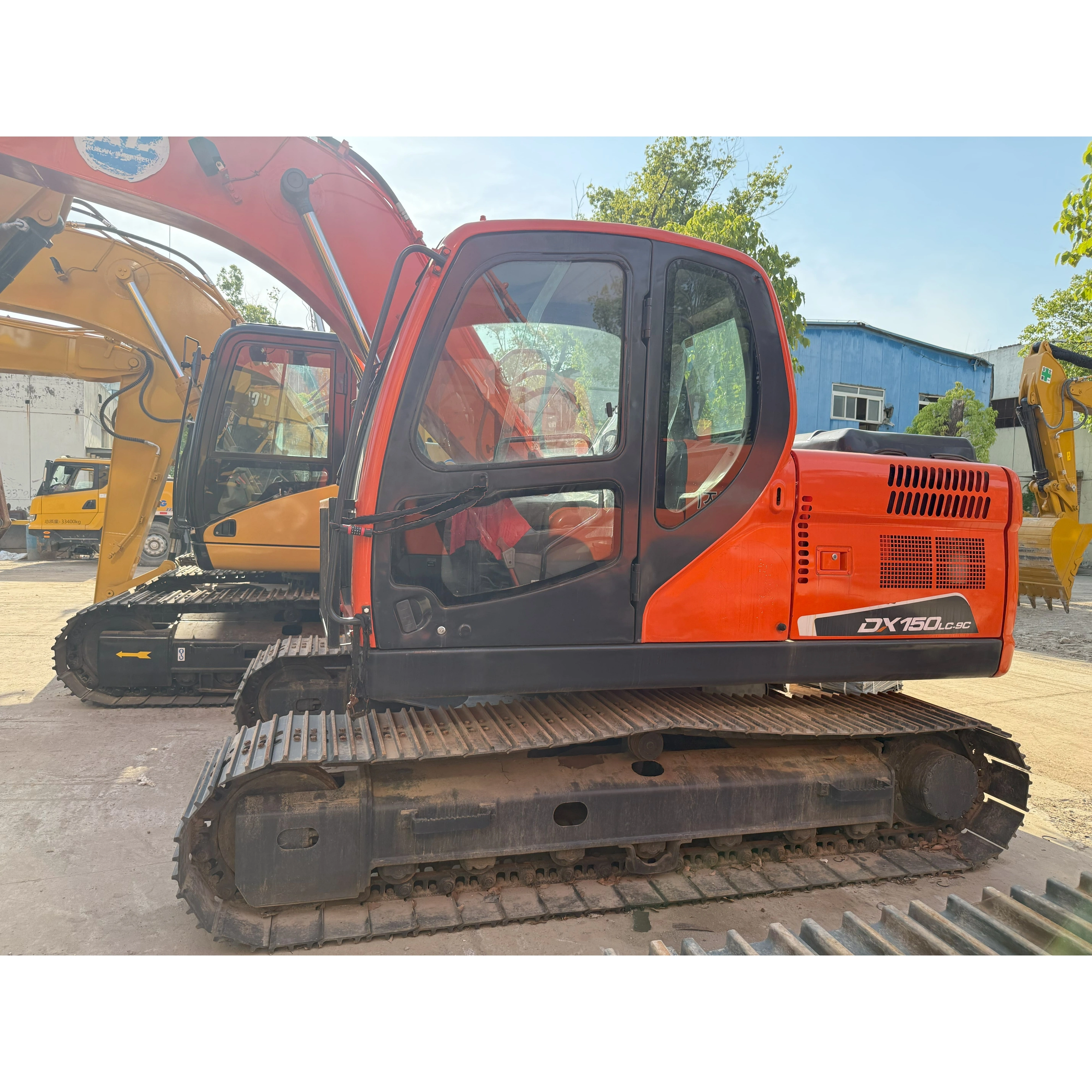 2023 DOOSAN DX150LC-9S Usado Excavador de rastreadores de 15 toneladas de segunda mano en Shanghai Yard 1