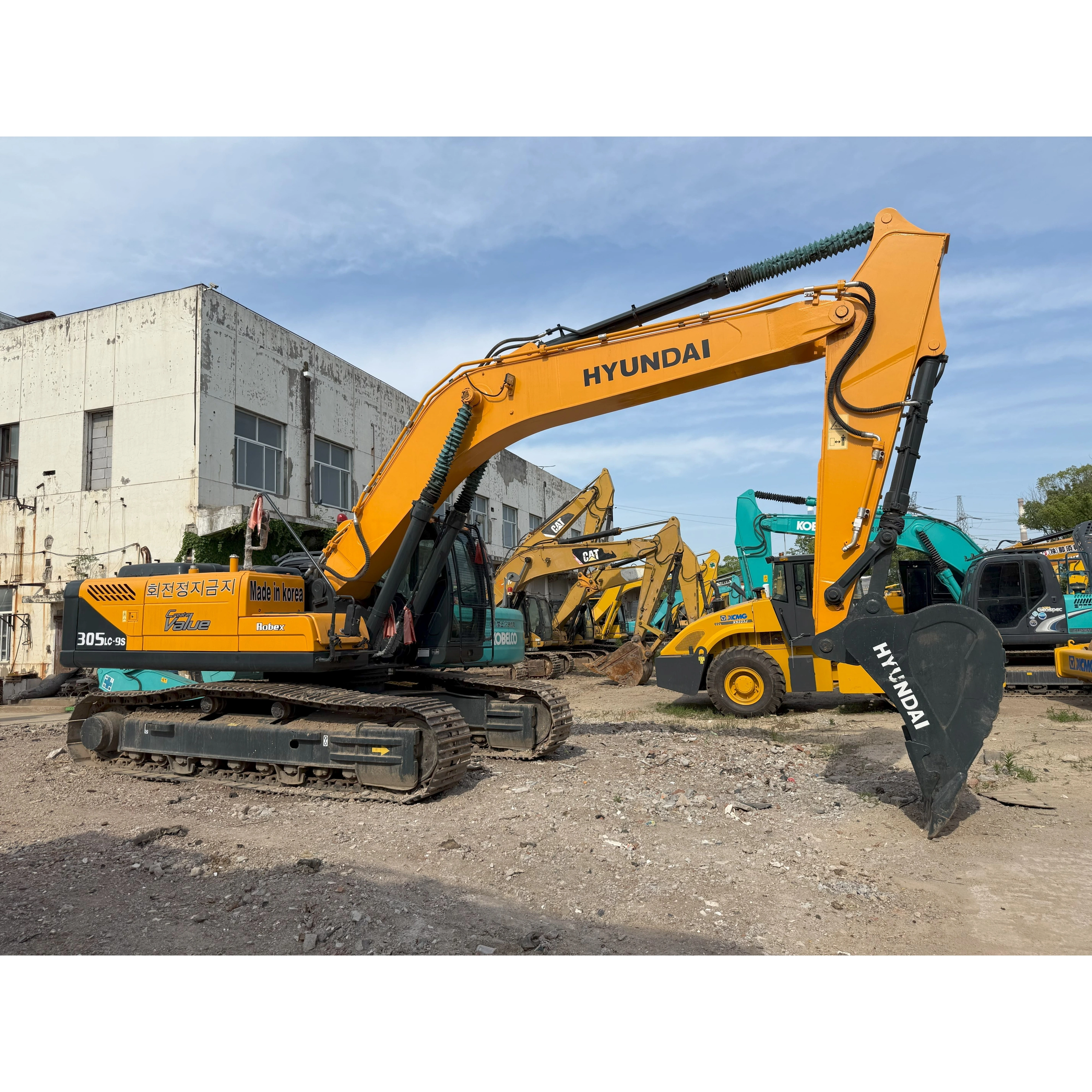 2024 HYUNDAI R305LC-9S a utilisé l'excavatrice du robot de robot 30 tonnes Digger d'occasion à Shanghai Yard 1