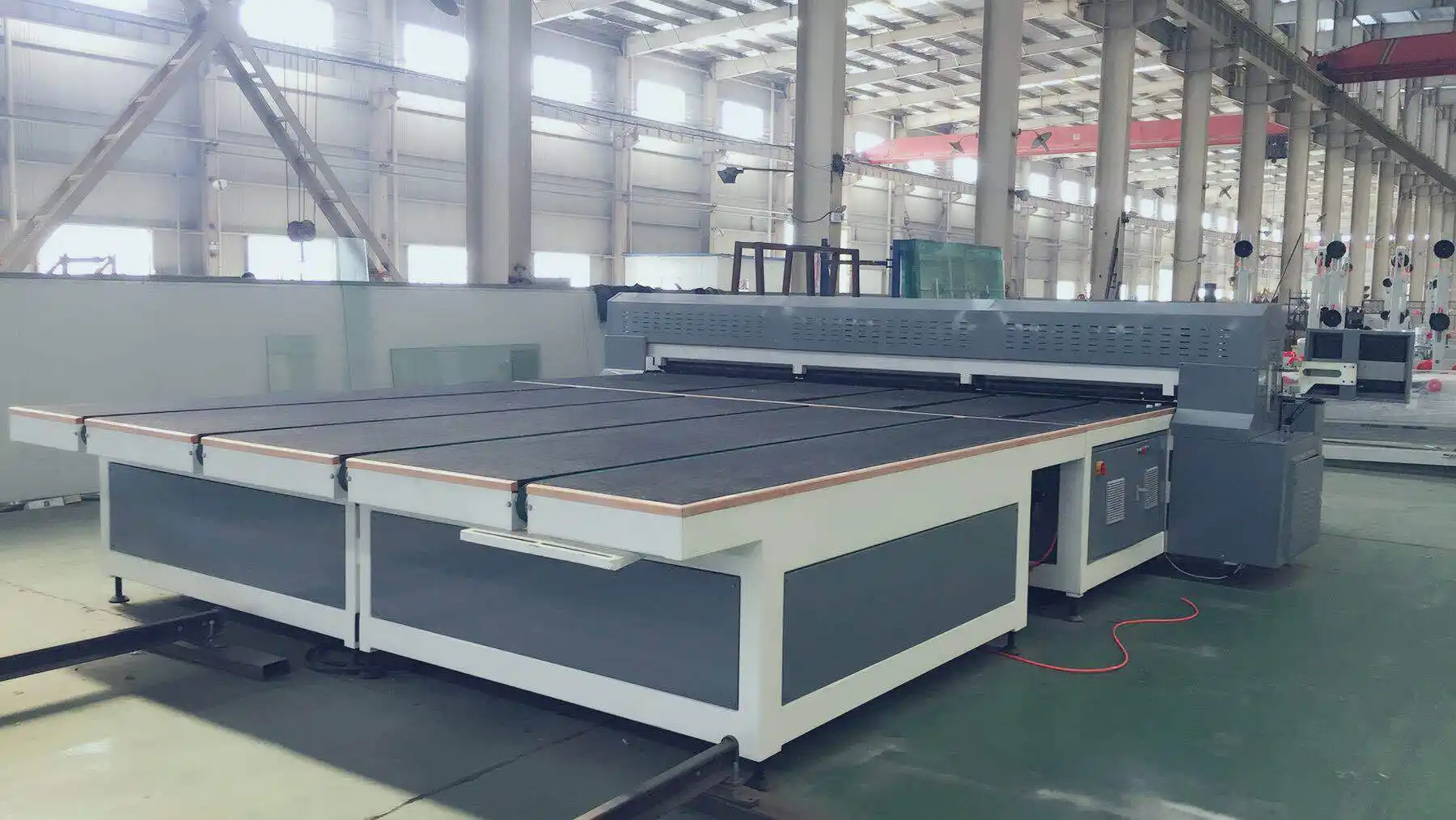 Full Automatic Laminated Glass Cutting Line 1