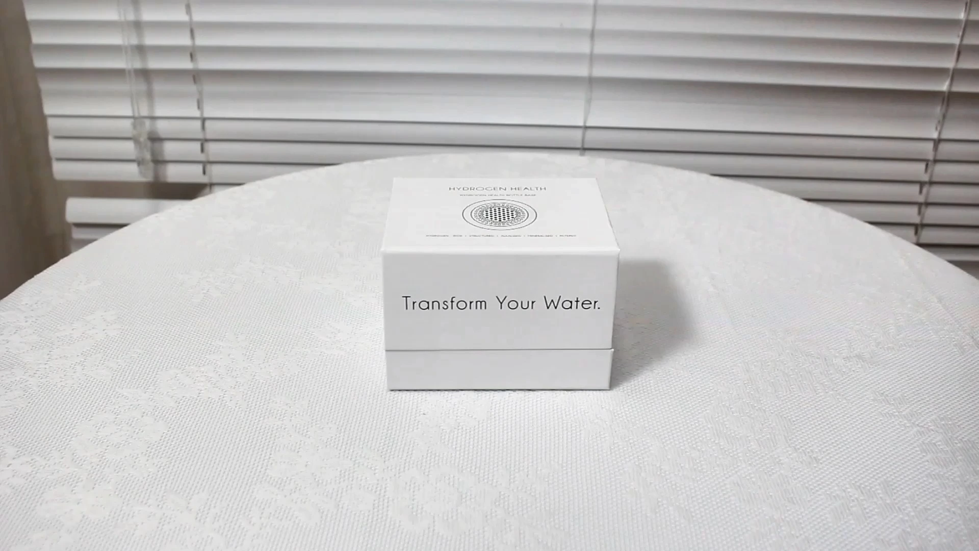CF White Rigid Paper Clamshell Magnetic Gift Box with EVA Velvet Insert 1