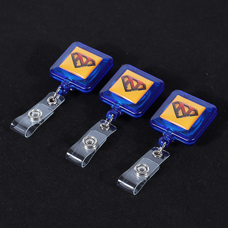 Brugerdefineret firkantet ID -kort Badge Holder -hjul med klipnavn Reel 8