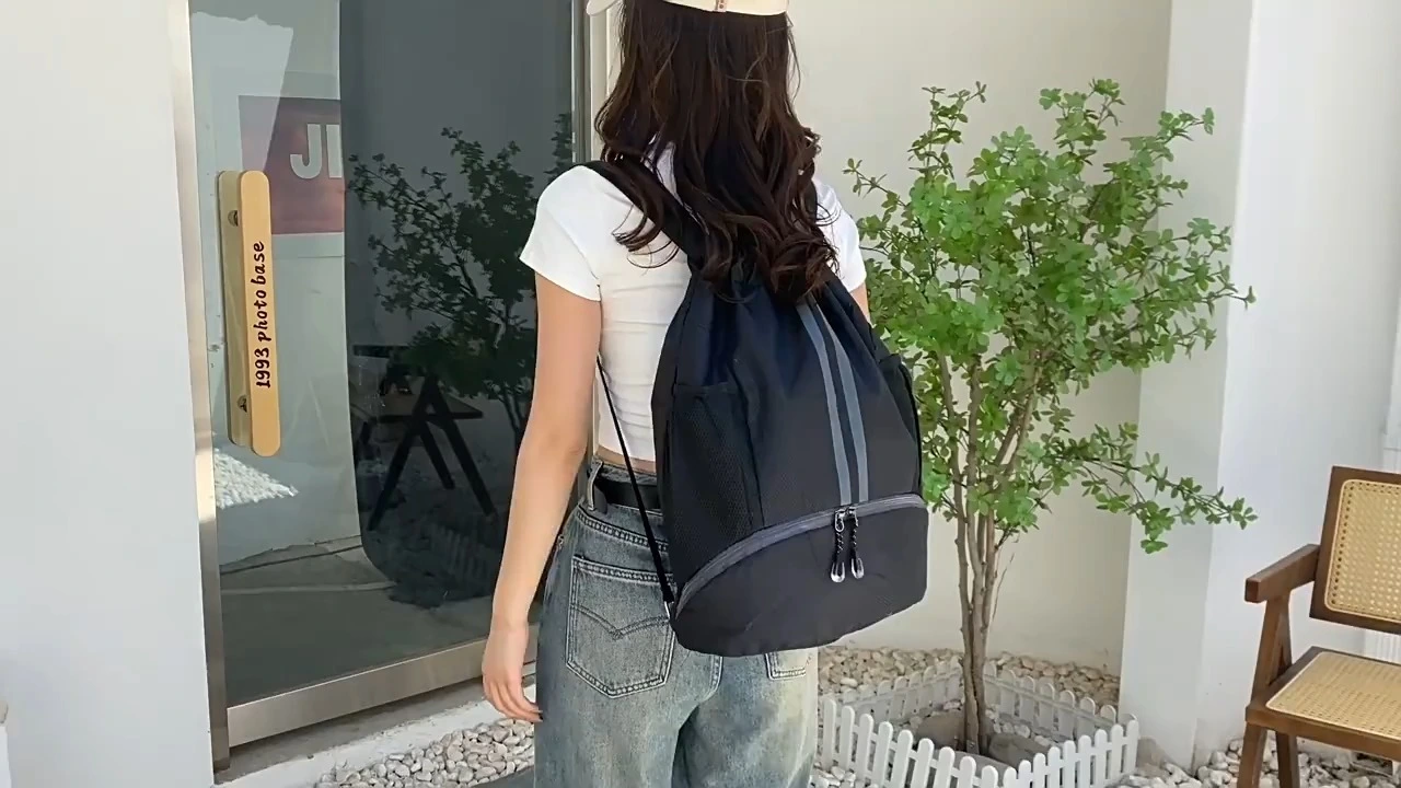 Nueva mochila de gran capacidad para baloncesto, liviano y simple, versátil con diseño de cordón para deportes 1