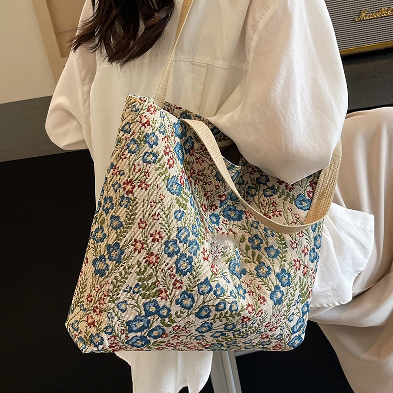 Large Capacity Canvas Bag, New Trendy and Versatile Single-shoulder Tote Bag, Student's Schoolbag for Carrying Around 1