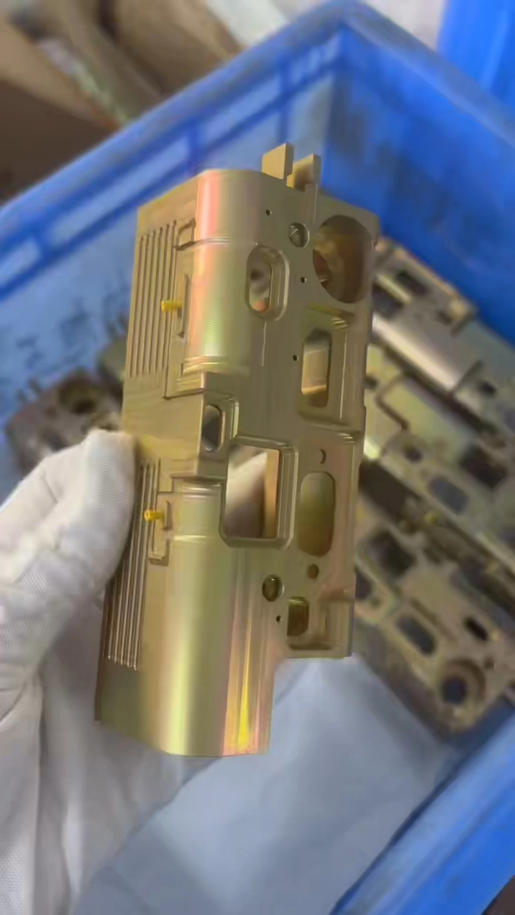 CNC machining of mechanical housings and brackets 1