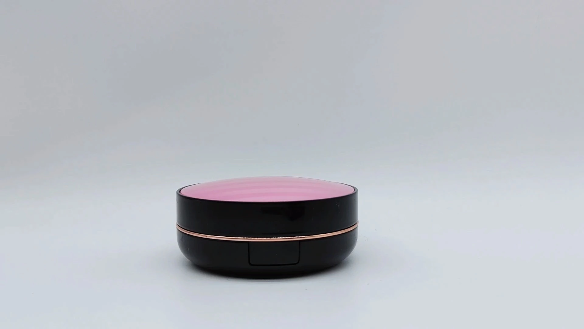 Venta directa del fabricante OEM, contenedor cosmético portátil de 68 g, caja de cojín de aire cosmética plateada con espejo 1