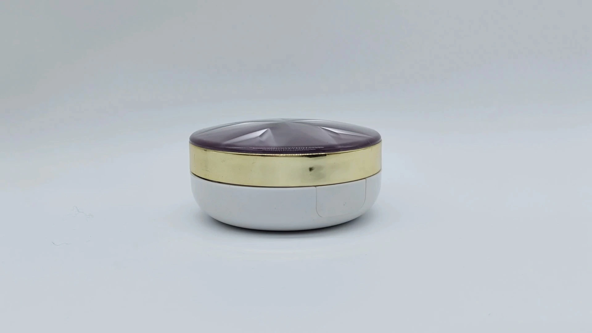 Electroplated embossed top cover plastic cosmetic powder box with air cushion powder puff layer supplement concealer 1