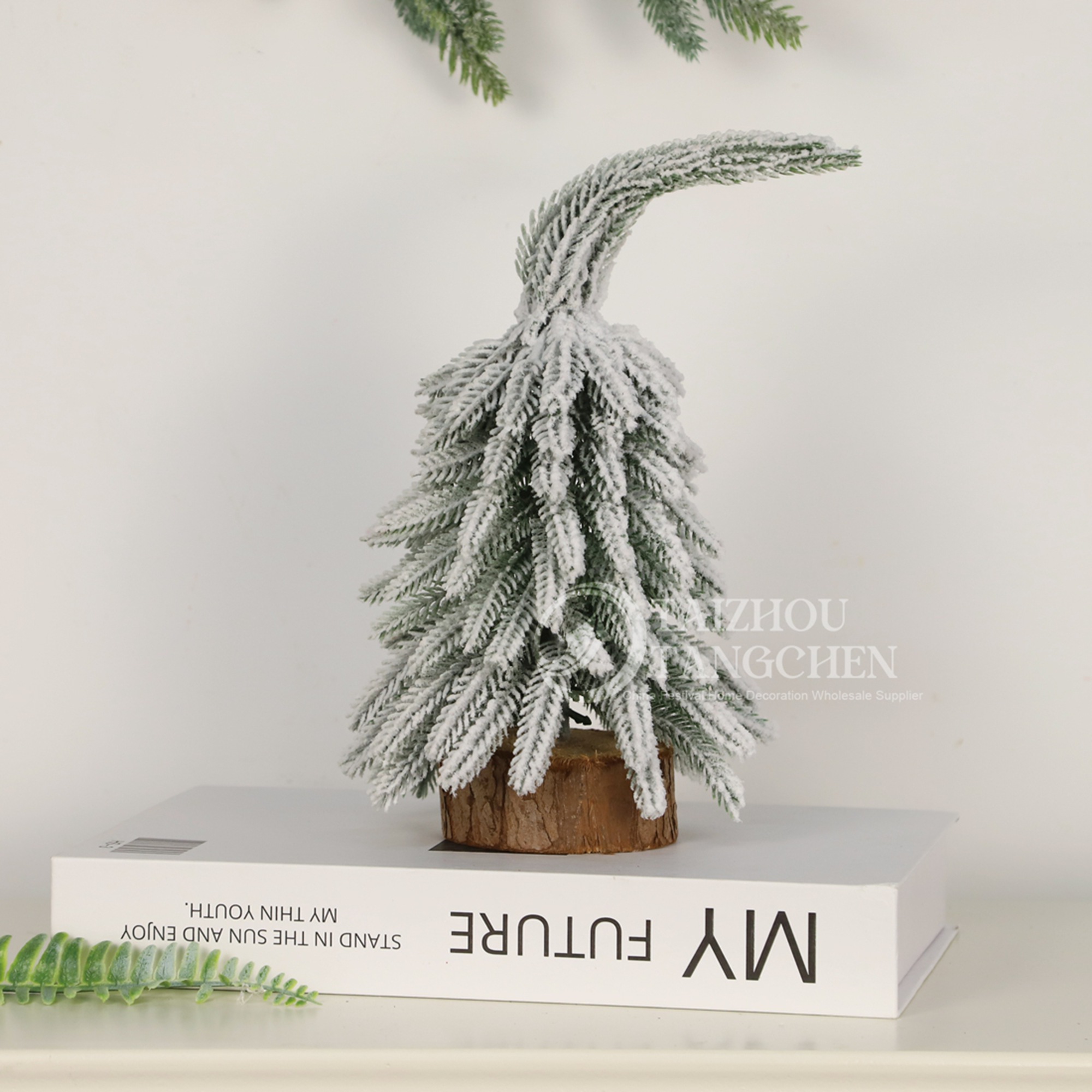 Großhandel Weihnachten Tischdekor Kamin Oreplace Ornament Keramik Gnome Leichte Geschenkbox Tangchen 5
