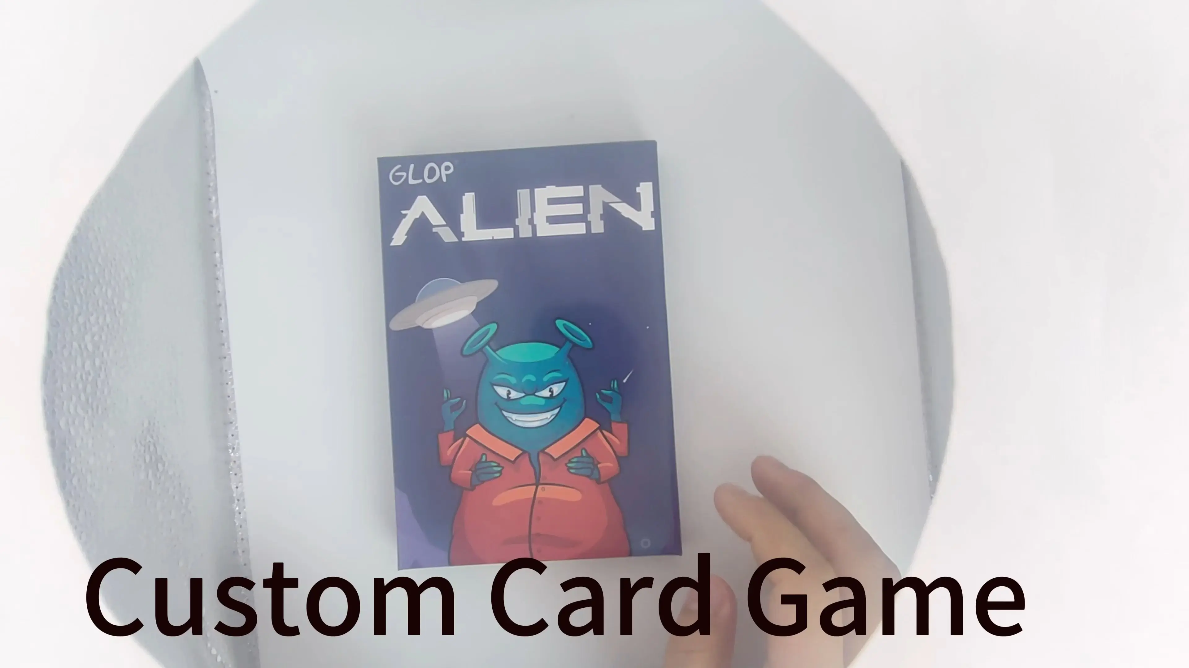 Juego de cartas alienígenas: enemanos extraterrestres en un duelo cósmico 1