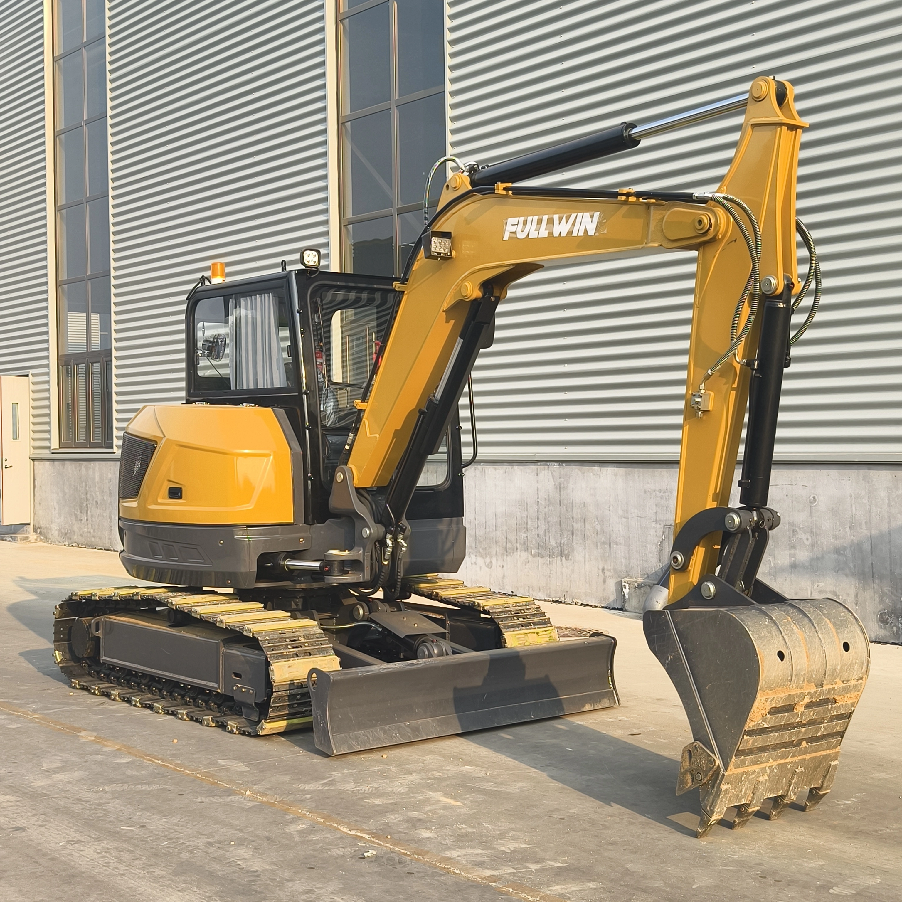 Global Shipping 7Tons Excavator Zero Tail New Small Digger Cab/Air Condition Urban Construction Mini Excavator for Sale 1