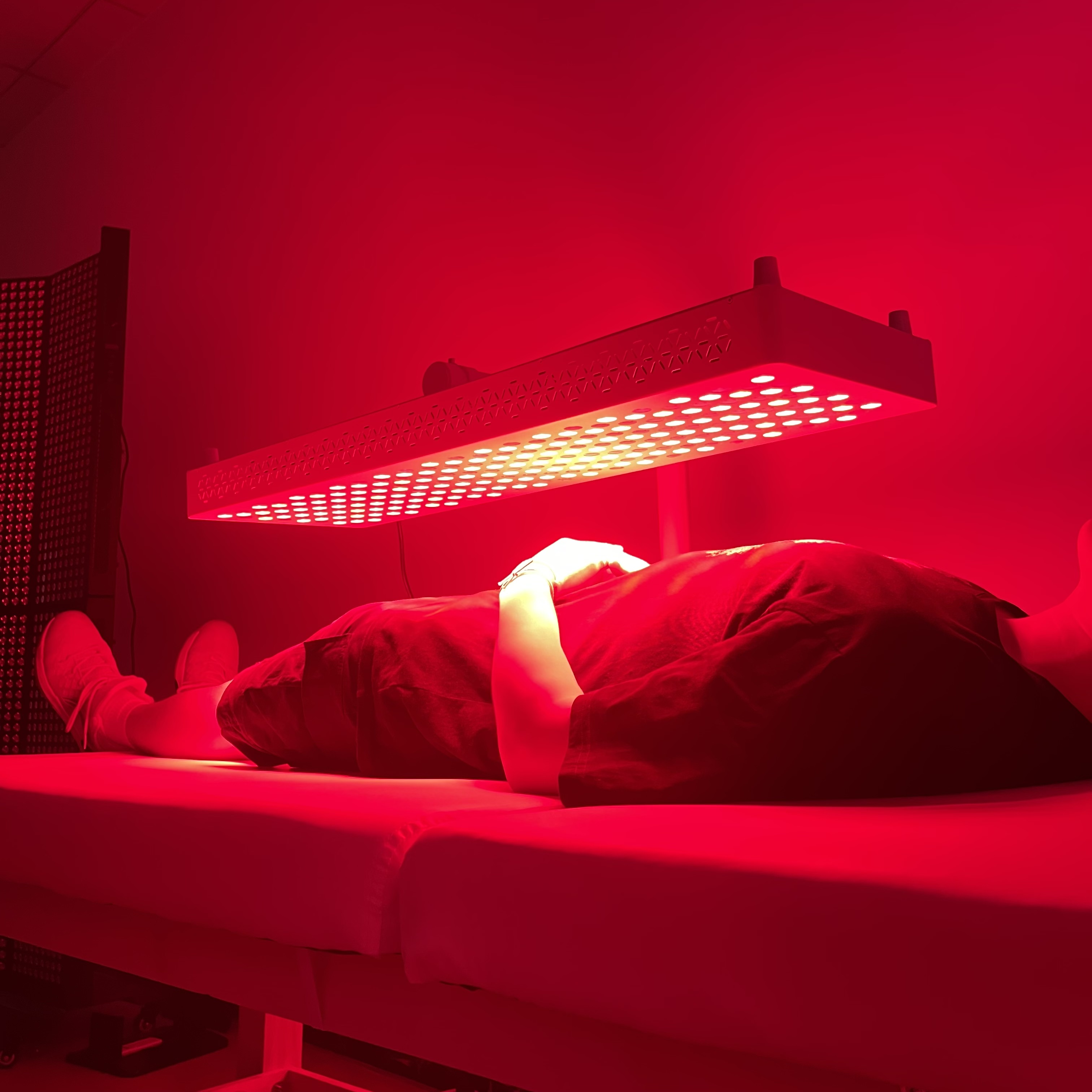 iLUXRED X1500 Red LED Therapy Lamp 5 Wavelengths Red Light Therapy Certification For Brain Health 1