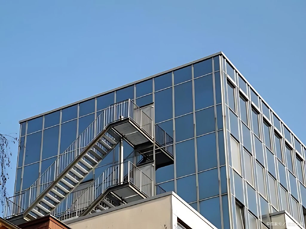 Prefabricated Multi-story Steel Structure For Apartment 1