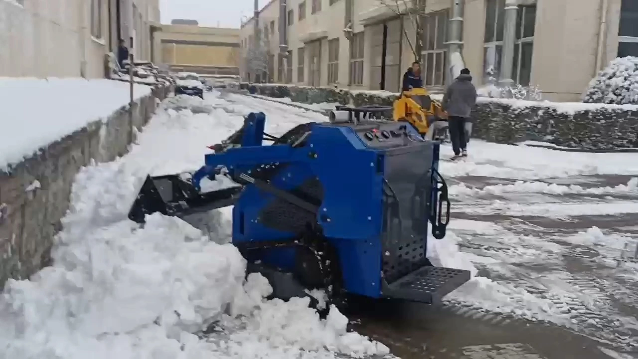 FY700 Skid Steer Loader: Feel the Freedom of Effortless Movement 1
