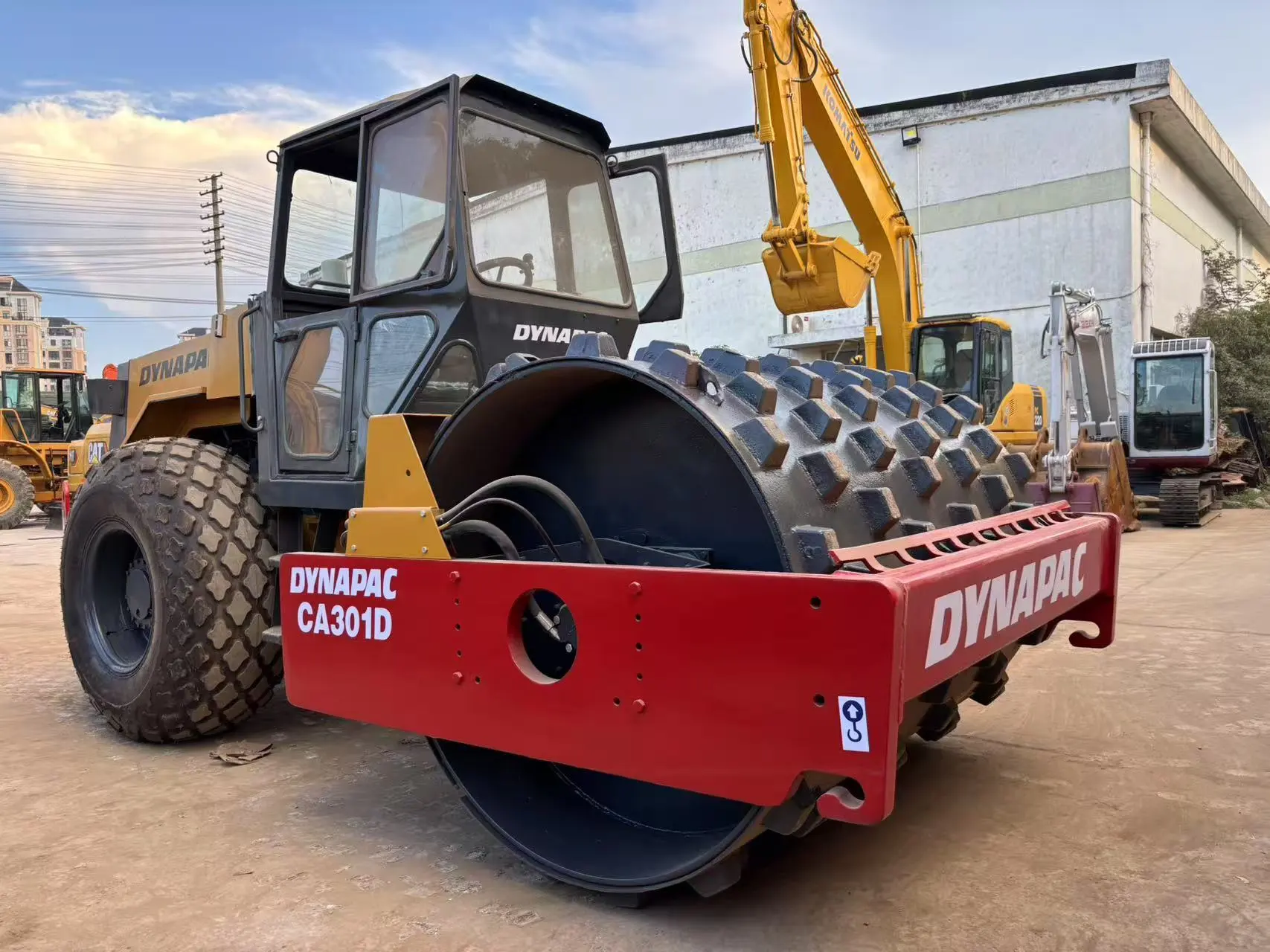 Road Roller Dynapac CA25D CA30D Sheep foot Compactor Machine With Excellent Low Price For Sale 1