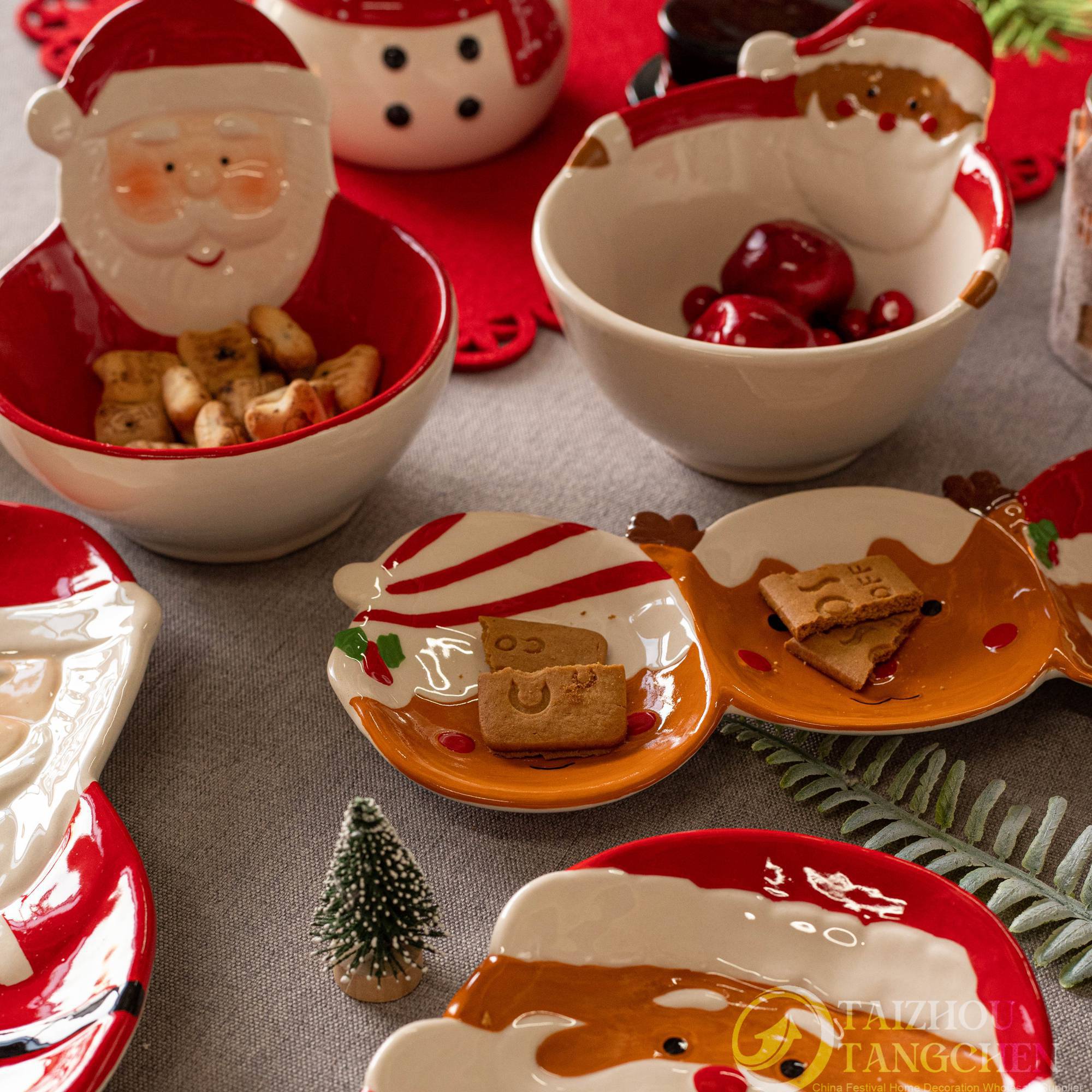 Nordic Santa Claus Plato Cade Cutlery Salad Bowl Bowl Cerámica Occidente Copa plana Copa Tetera Fello de azúcar Pot de Navidad Bandeja de alimentos 2