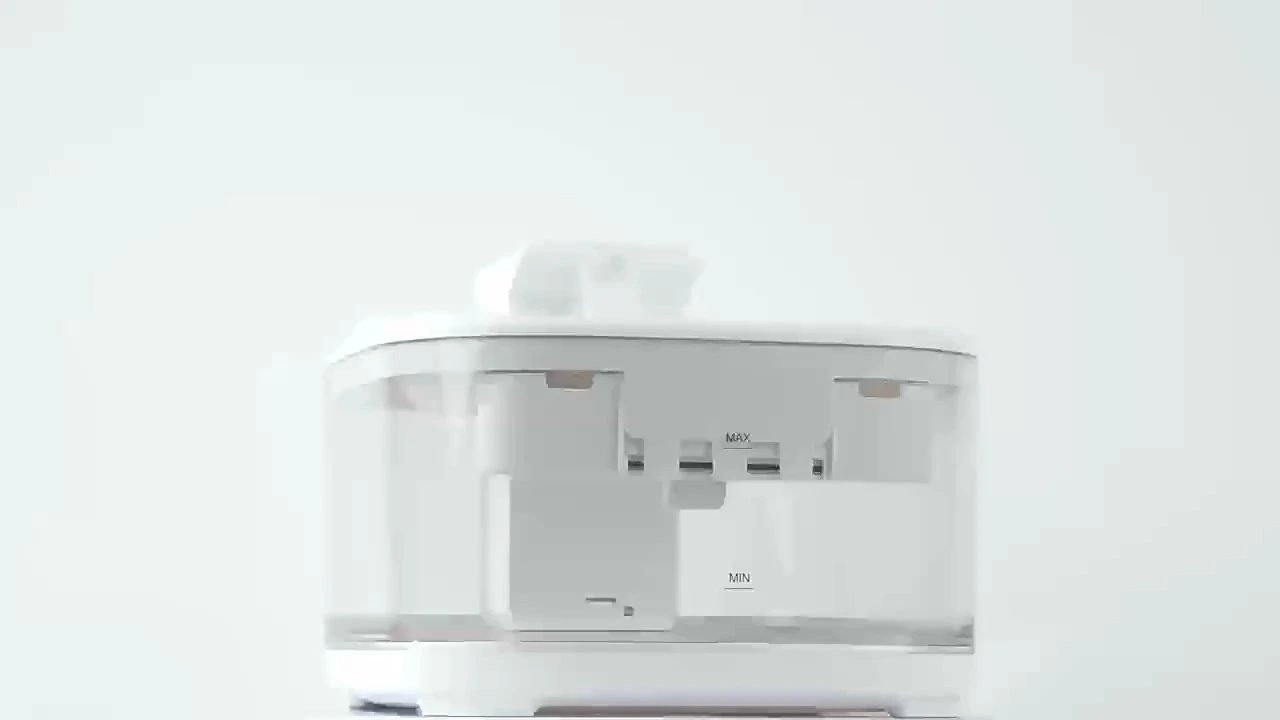 Fuente de agua inalámbrica para mascotas de gran capacidad 1