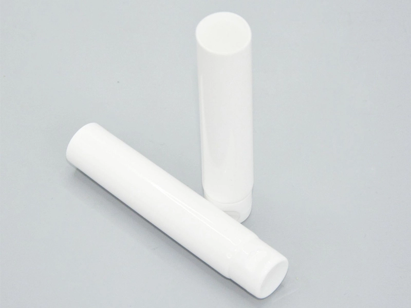 Tubo de pasta de dientes blanca personalizada con tapa de flip 1