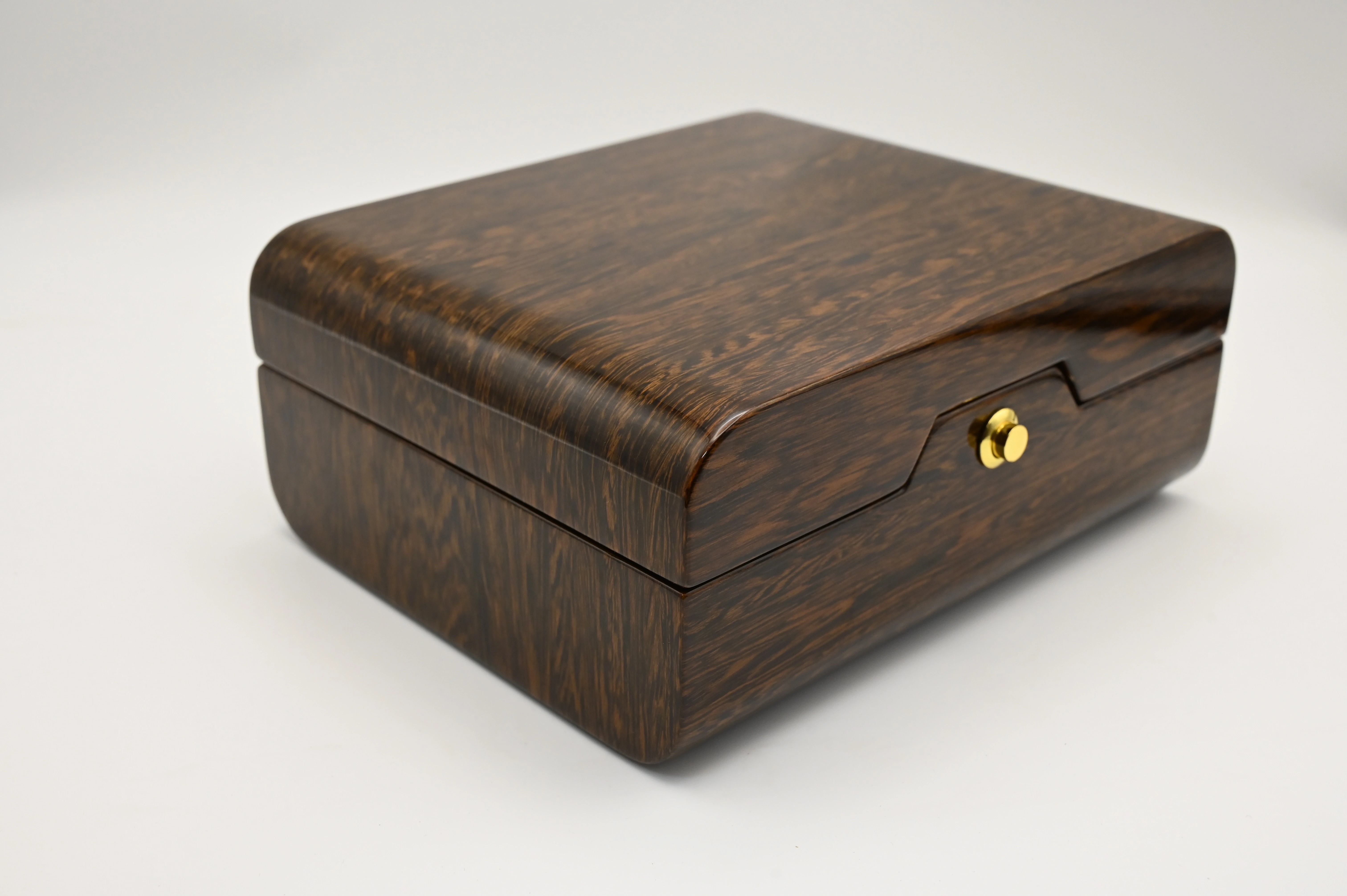 Elegant Wooden Watch Box - Premium MDF Crafted for Luxury Timepiece Storage 1