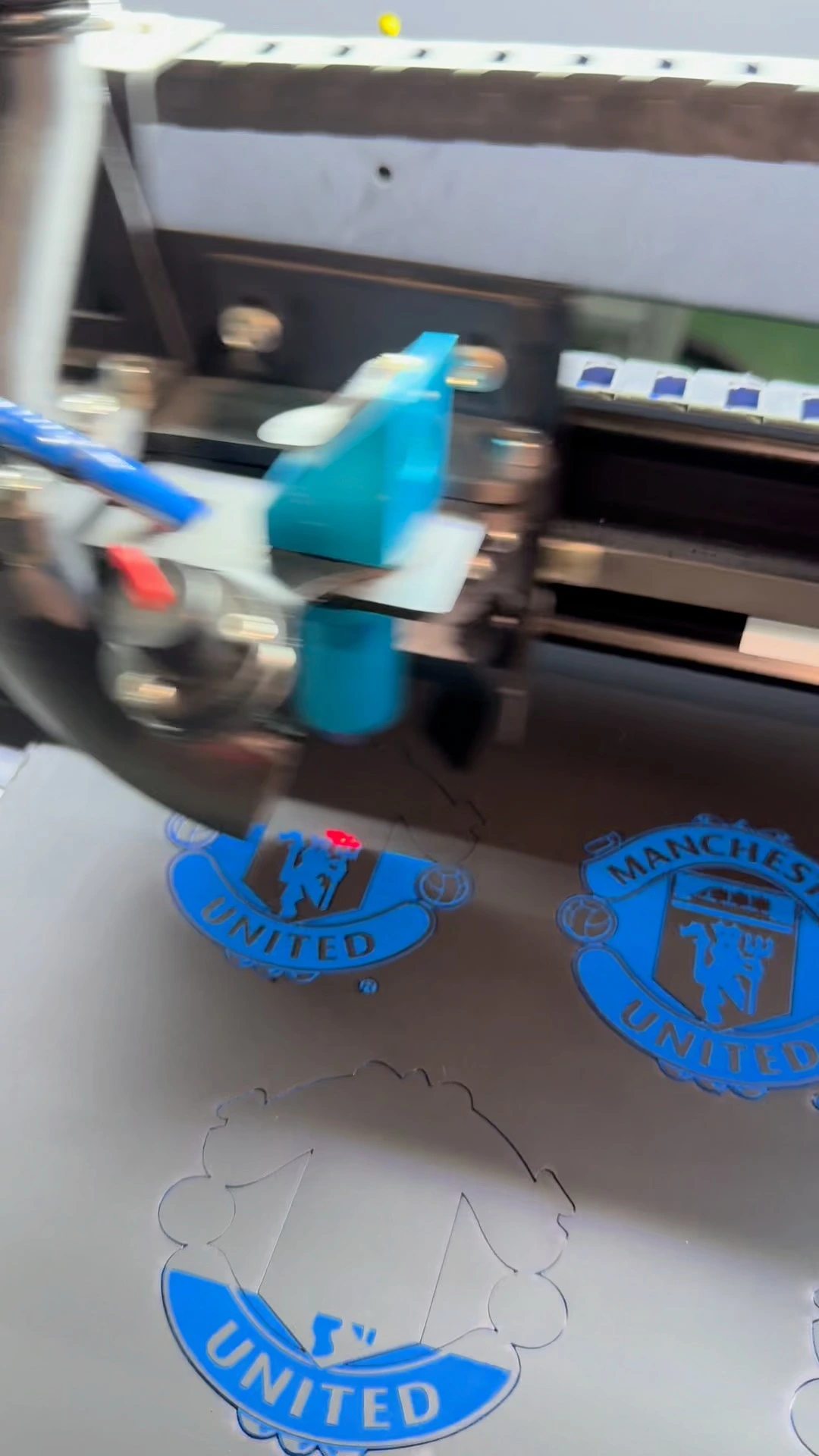Heat Transfer Vinyl Film 2-Sided With Dual-Color 1MM Logo for Transfer on Textiles Clothing & Fabrics 1
