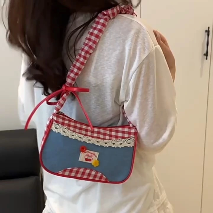 Neue Faltenhandtasche in limitierter Auflage, farbangestellte Bow-Crossbody-Tasche, trendige, vielseitige Crossbody-Tasche 1