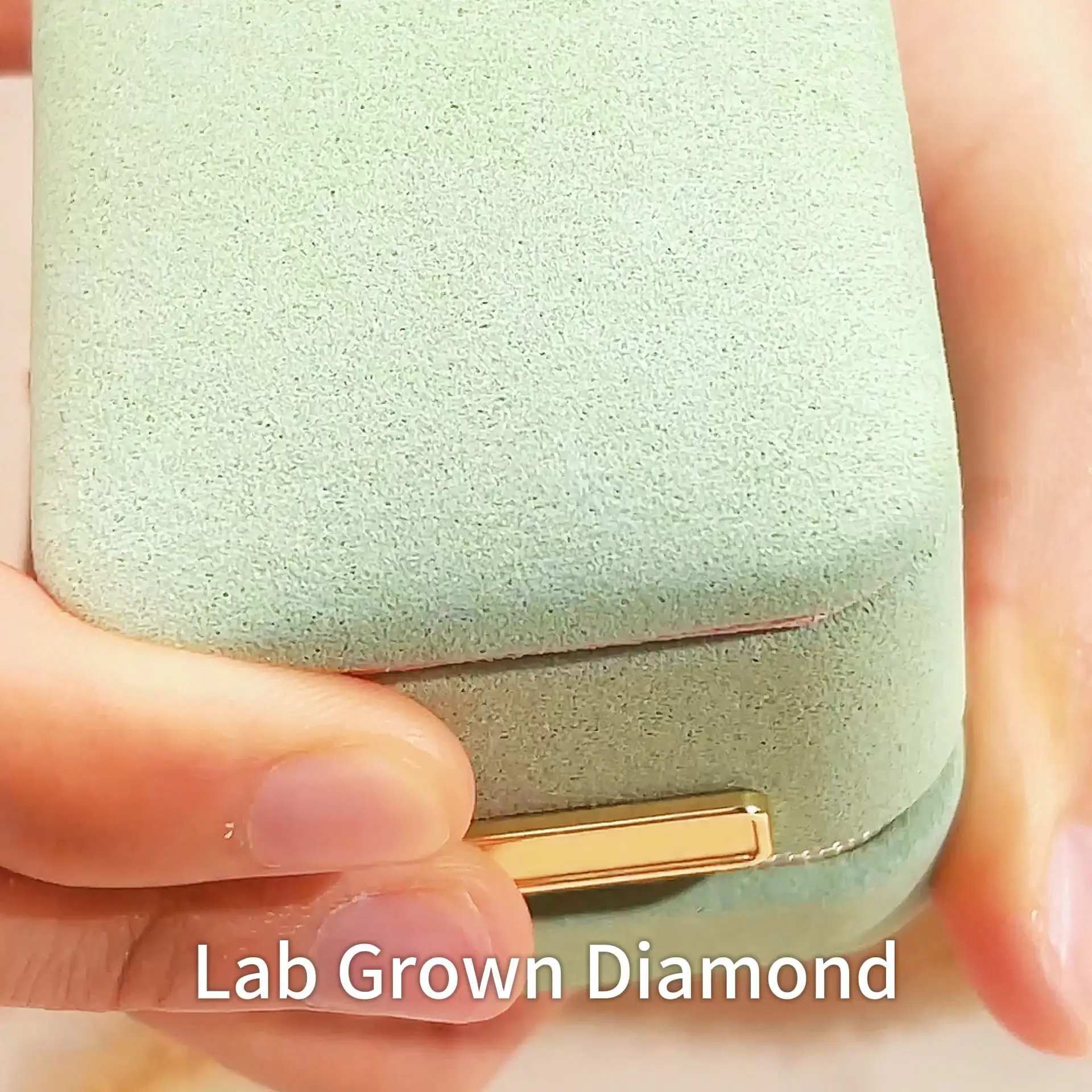 Gioielli Messi MSR-1818 Green Pear Lab Grown Diamond Ring Angel Wings Personalizza PT950 Gioielli 4.4CT CVD 1