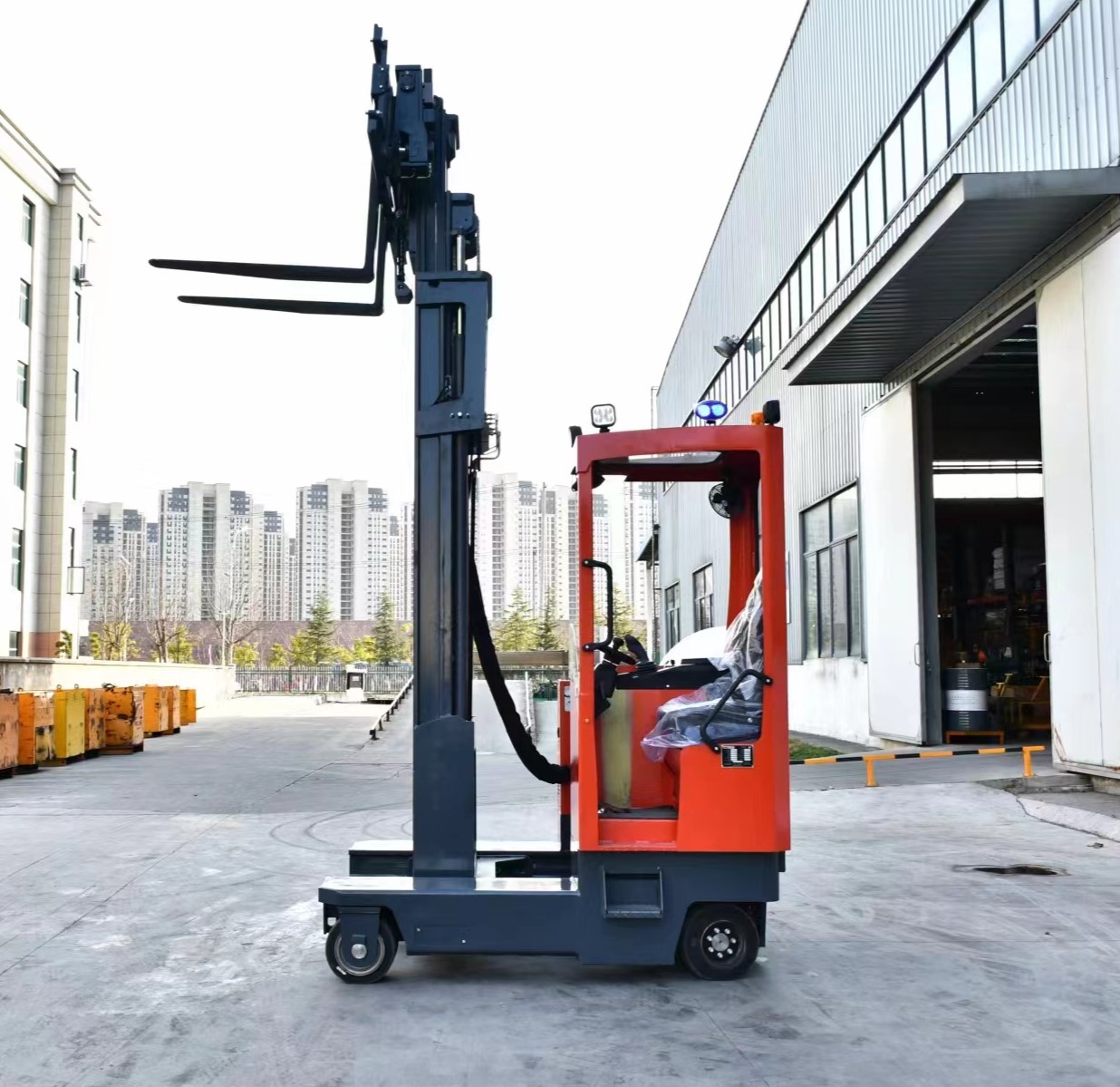 VLIFT2.5ton directional side forklift lifting height 4500mm 3