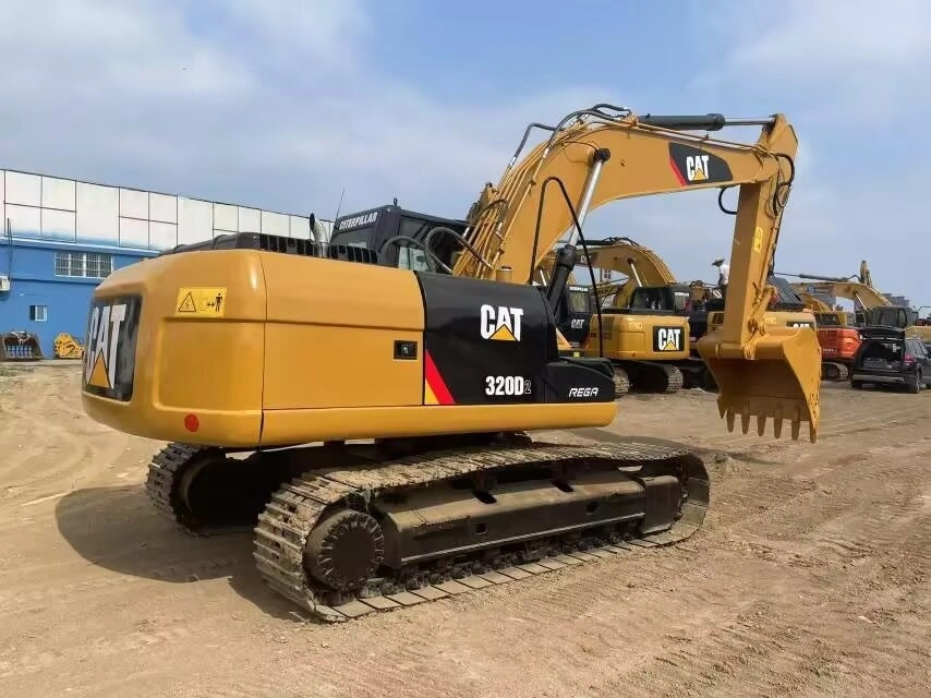 2023년식 CAT 320 중고 굴삭기 20톤 중고 굴삭기 상태 양호 글로벌 배송 1