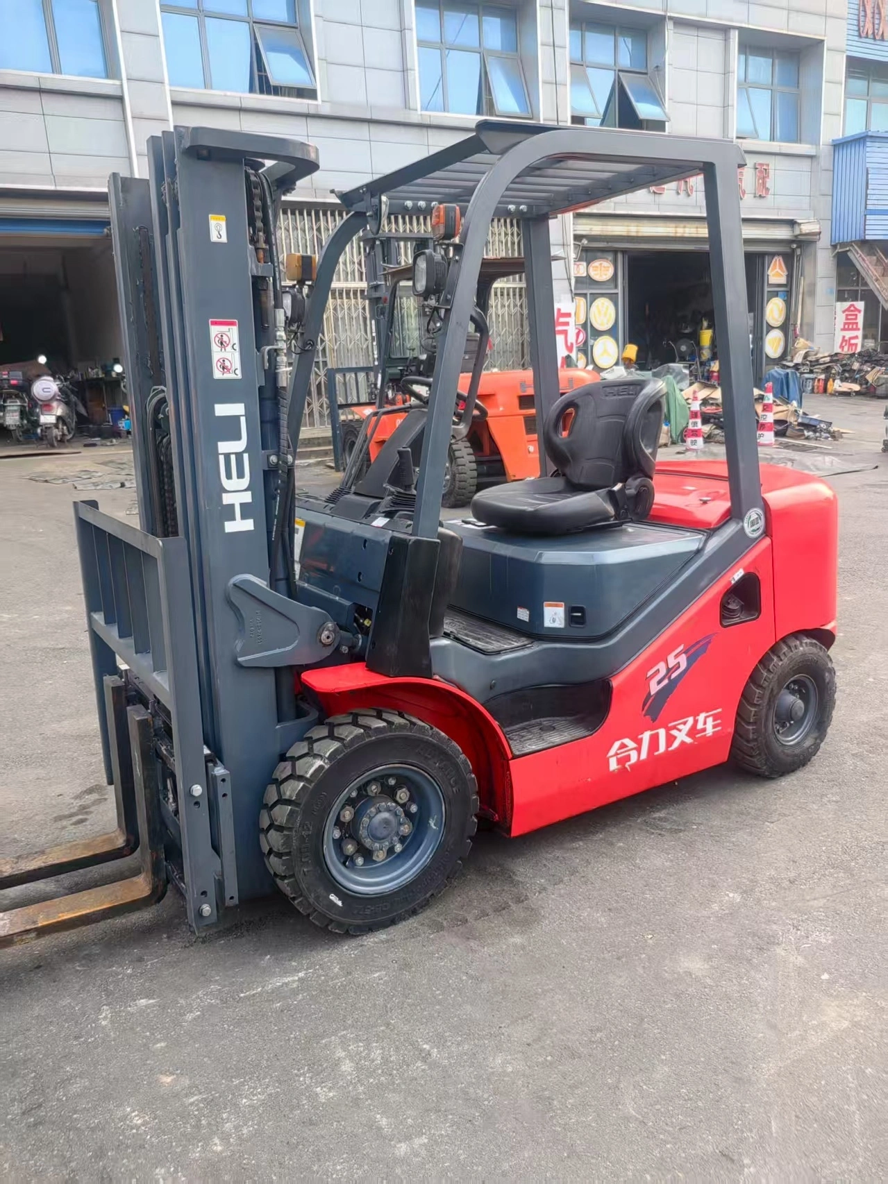 2020 HELI 25 Used Forklift 2.5 Tons Secondhand Warehouse Material Handing Lift High Quality in Shanghai Yard 1
