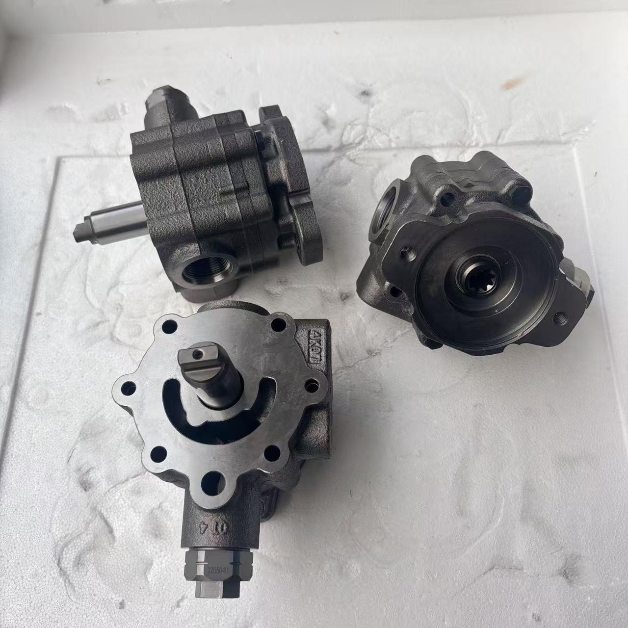 New original Eaton Charge Pumps Oil Pumps for EATON Piston Pumps 7620 6423 6433 5423 3923 5433 2