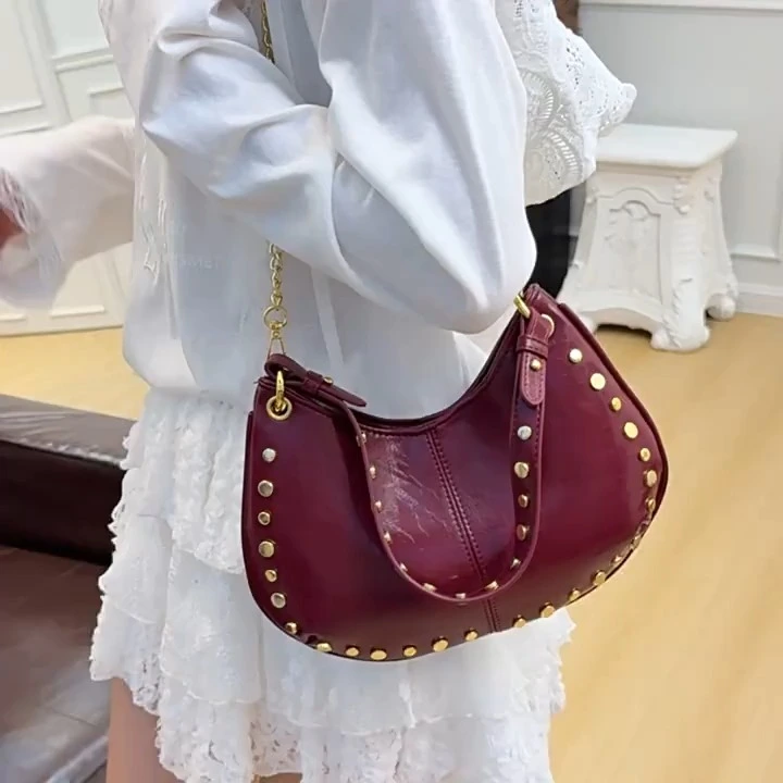 Elegant and Versatile Handbag, New High-end Rivet Handbag, Fashionable Chain Crossbody Bag 1