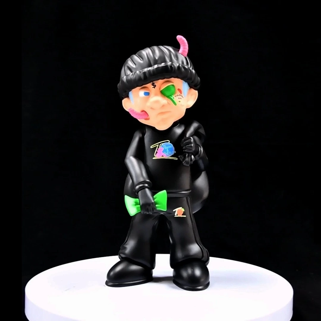 High Quality 20cm PVC Toy Figurine for Decoration 1