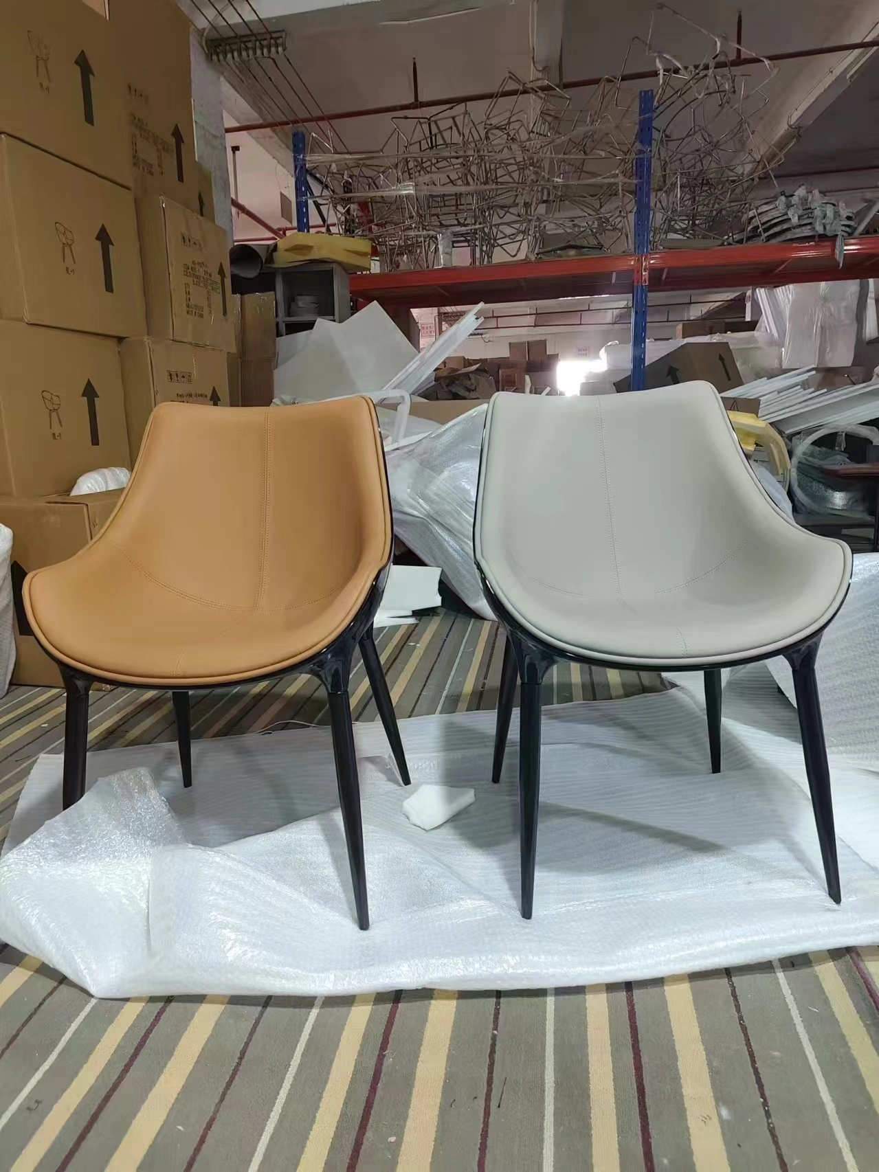 Light luxury genuine leather dining chair, Italian minimalist style, high-end modern designer home dining room chair 1
