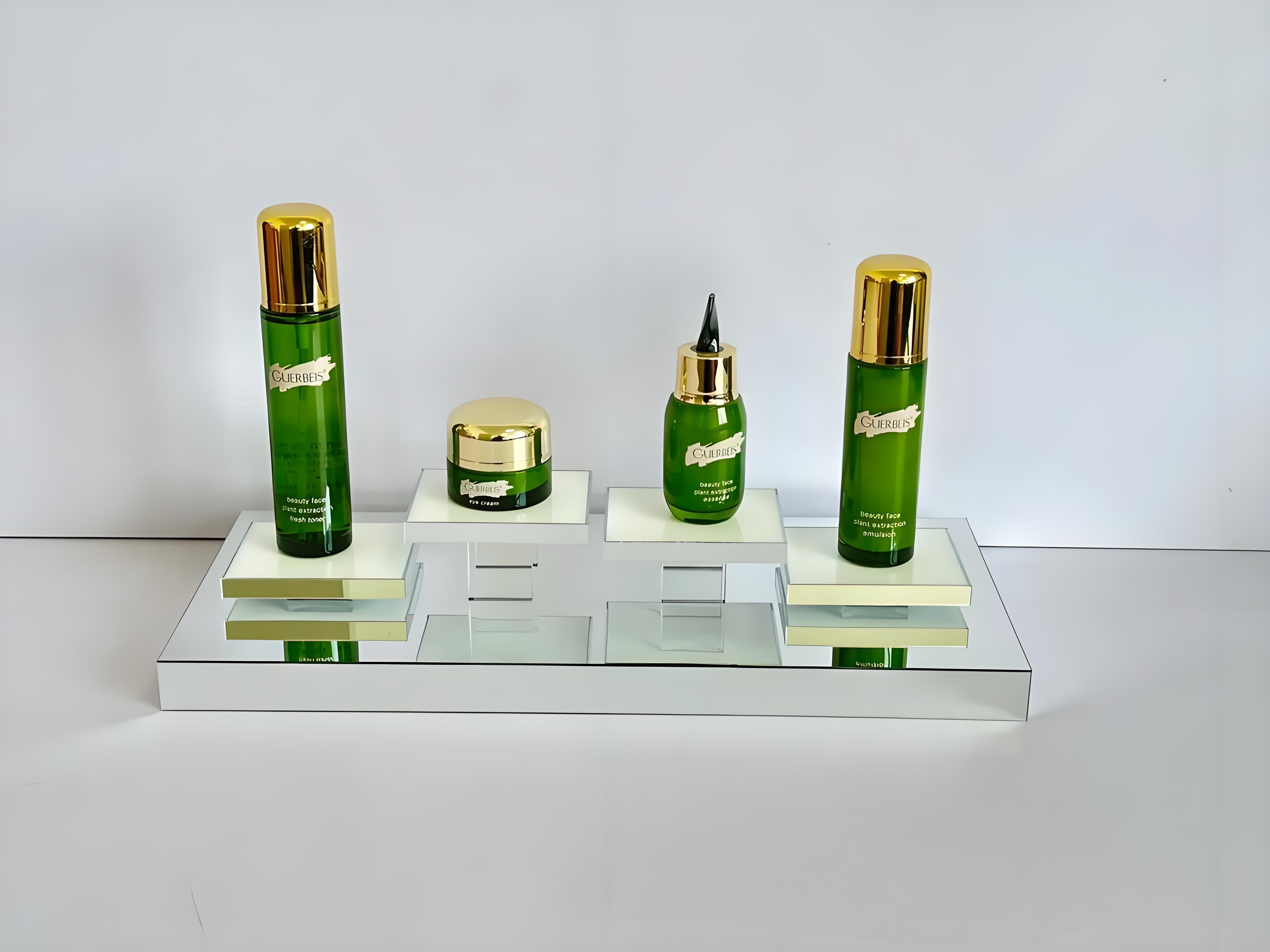 Espositori per cosmetici in acrilico personalizzati: elevata trasparenza, malleabili, aumentano le vendite con una presentazione organizzata ed estetica 1