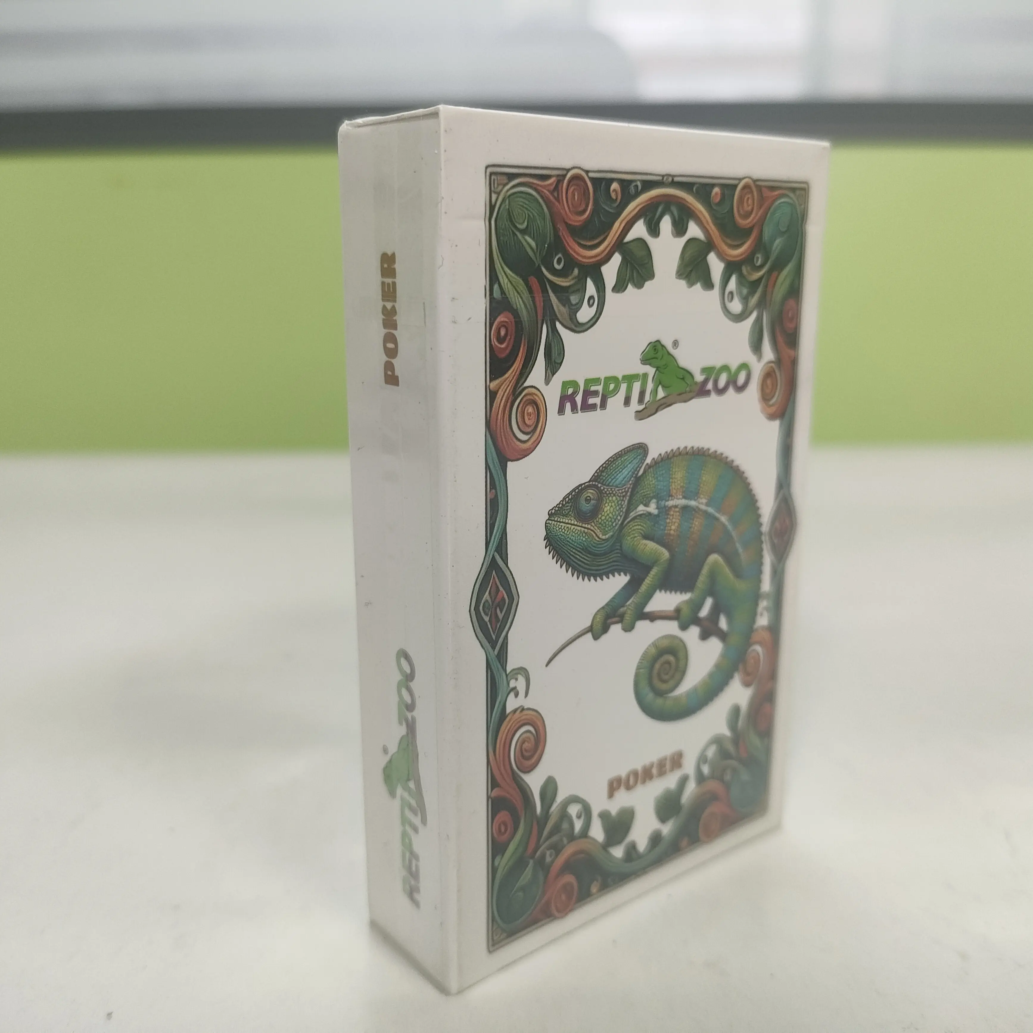 Naipes temáticos de ReptiZoo: Barajas únicas inspiradas en reptiles para amantes de los juegos 1