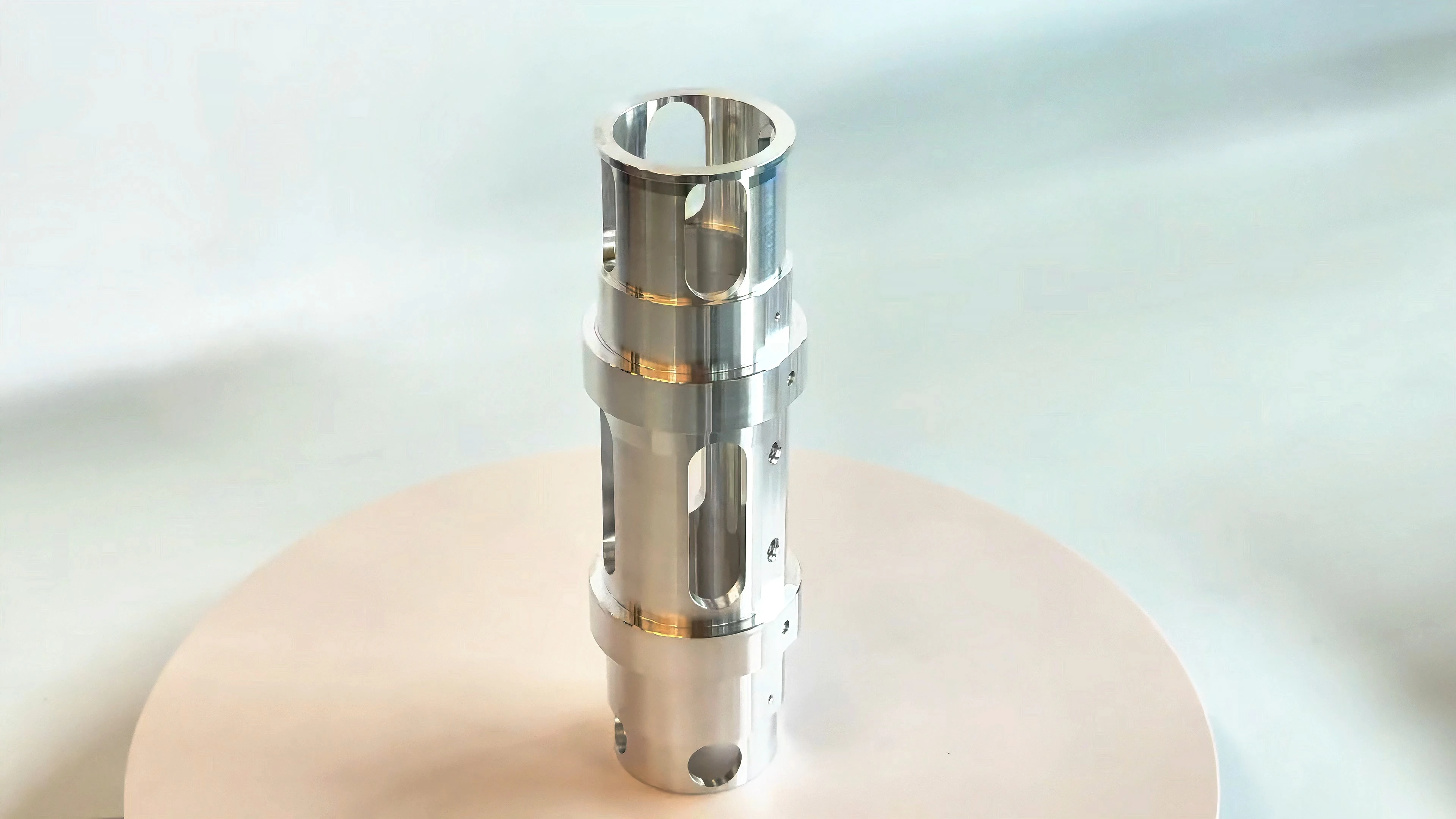 Quadrupole fixed cylinder 1