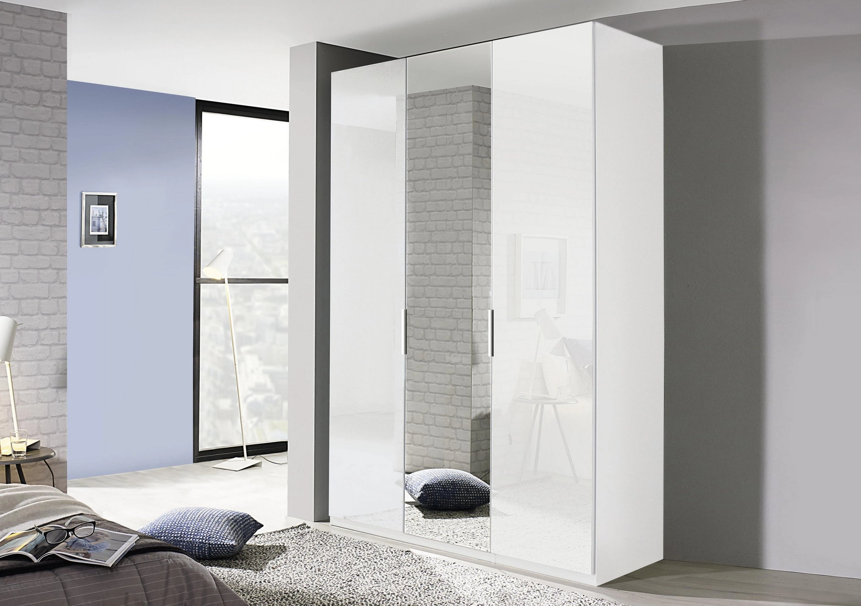 Armoire à 3 portes battantes en verre avec miroir en option & Armoire supérieure : des solutions de rangement personnalisables pour chaque chambre 1