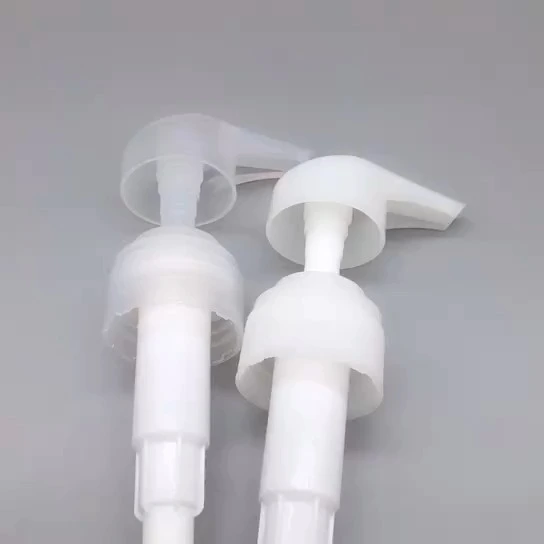 Fabricant de contenants en plastique avec pompe et distributeurs de savon carrés et légers 1