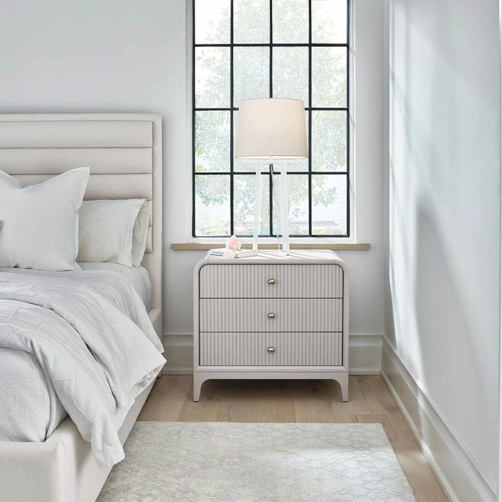 Elegant Lacquered Nightstand: Three - Drawer, Modern Design with Gold Handles, Perfect for Bedroom Storage & Style 1