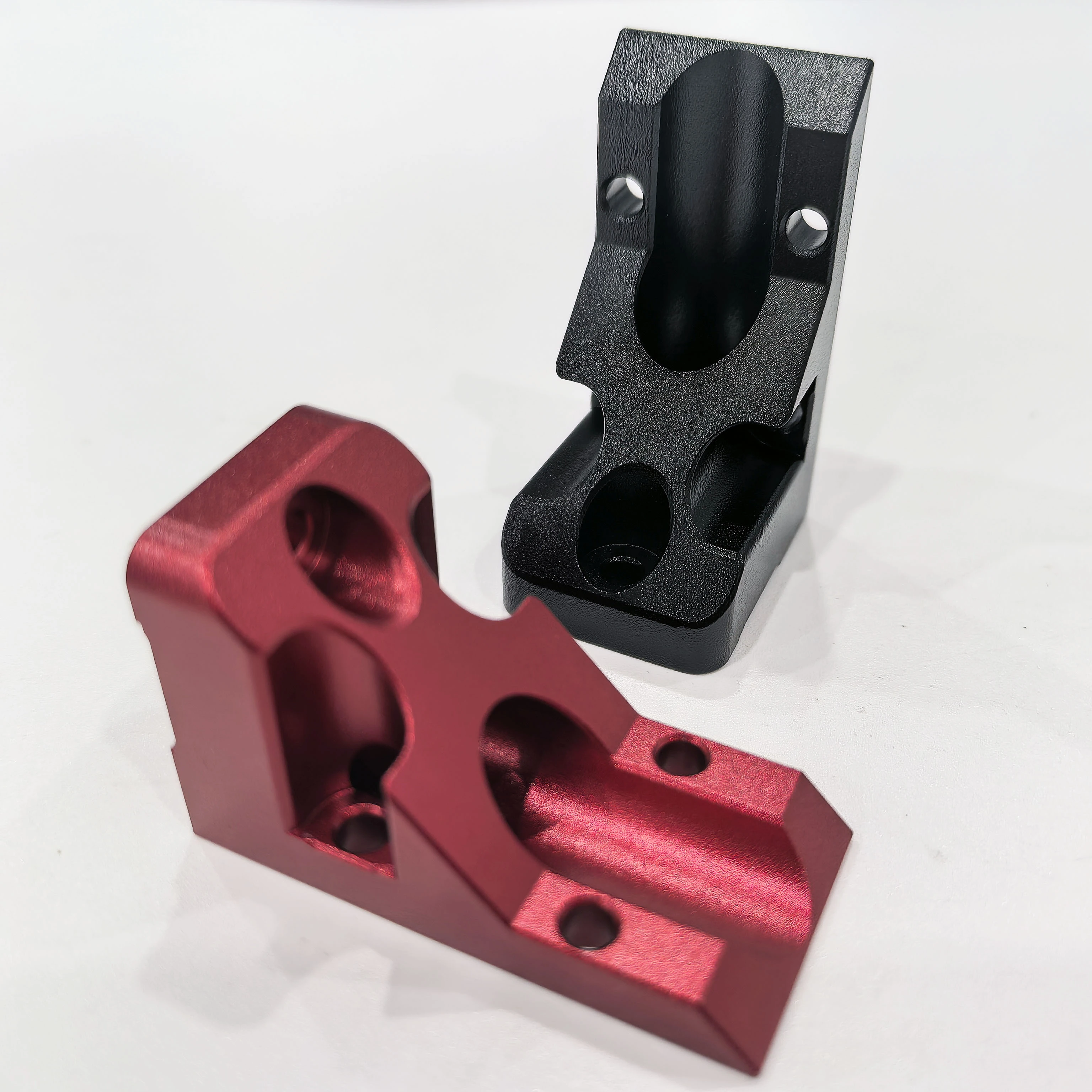 흑인-아노디백 된 CNC- 매치 된 파트-샌드 블라스트-피니