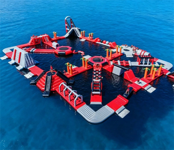 Parque acuático inflable gigante rojo 1