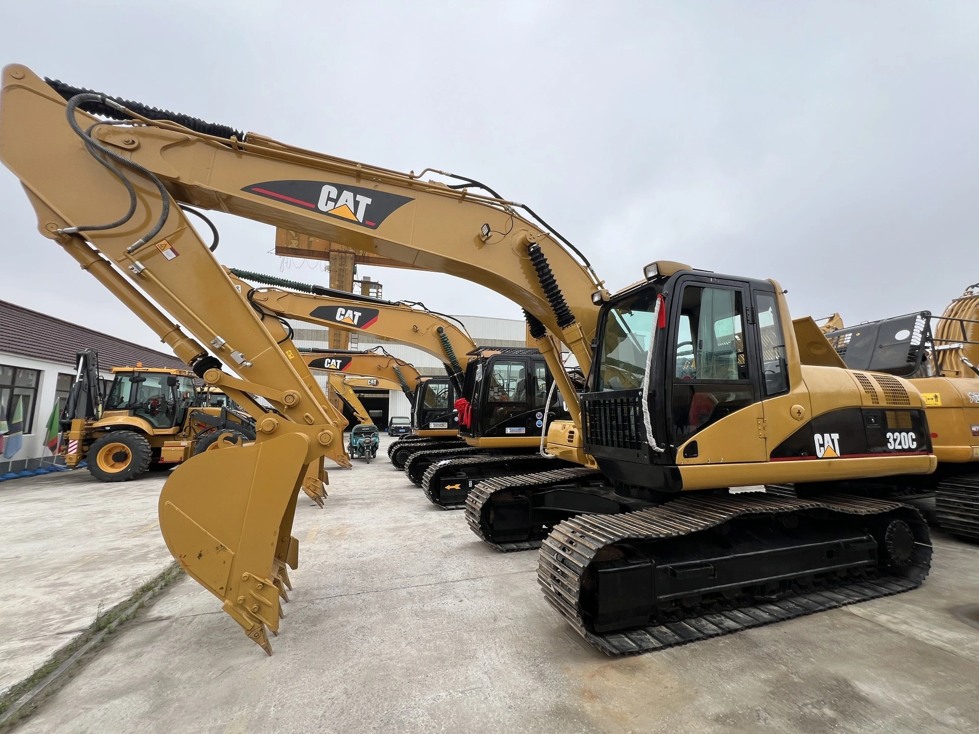 2012 CAT 320C Used Excavator CAT 320C Fully Serviced 20 Ton 320 320B 320B 320BL 320D 320D 320D2 320D2L 320GX 320GC in Stock for Sale 1