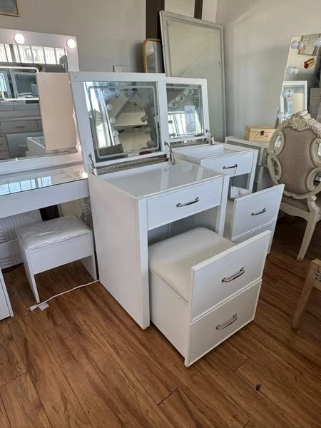 White Vanity Table with Flip-Top Mirror, Drawers and Cushioned Stool for Bedroom Makeup 1