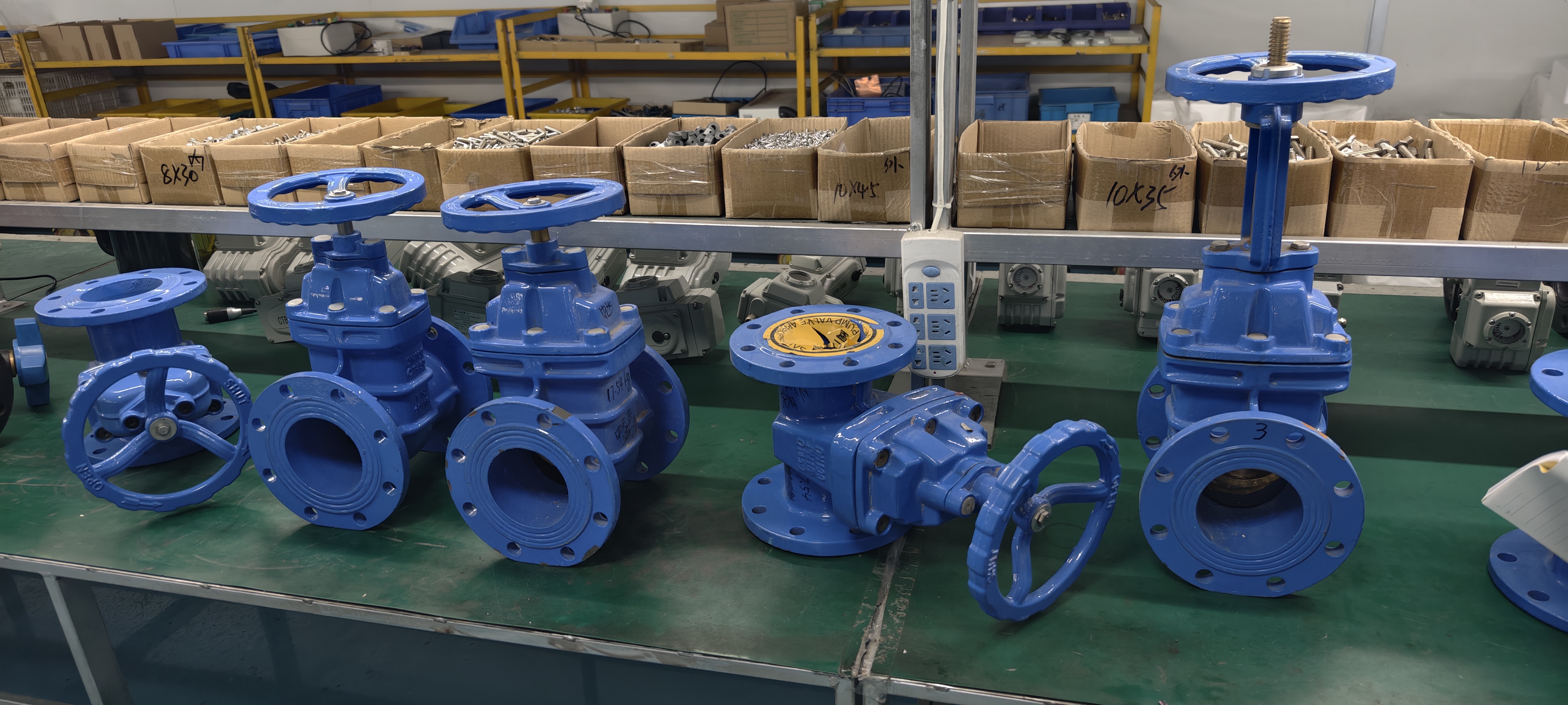 Factory Photos of Large-diameter Electric Valves, Manual Gate Valves ...