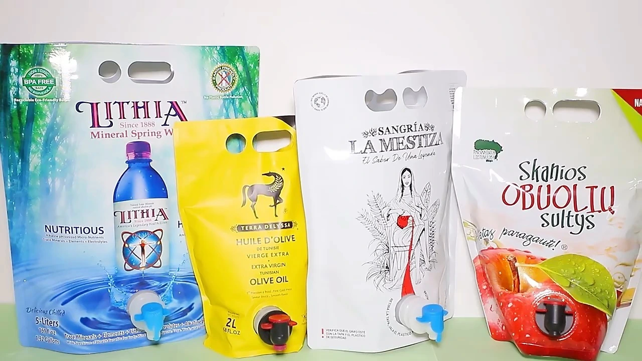Custom Food-Grade Aluminum Stand up Pouch With Valve for Wine Juice & Mineral Water Double Bottom Insert for Secure Packaging 1