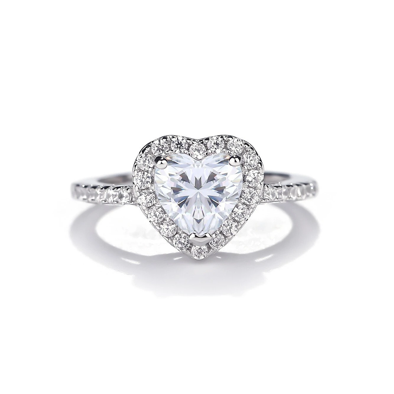 18K White Lab Grown Heart Shape Ring IGI Certified 1